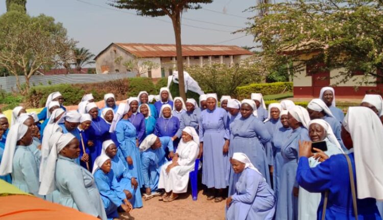 Soeurs Servantes de Jesus (5)