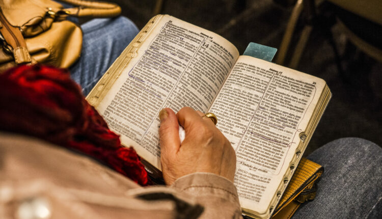 reading gospel